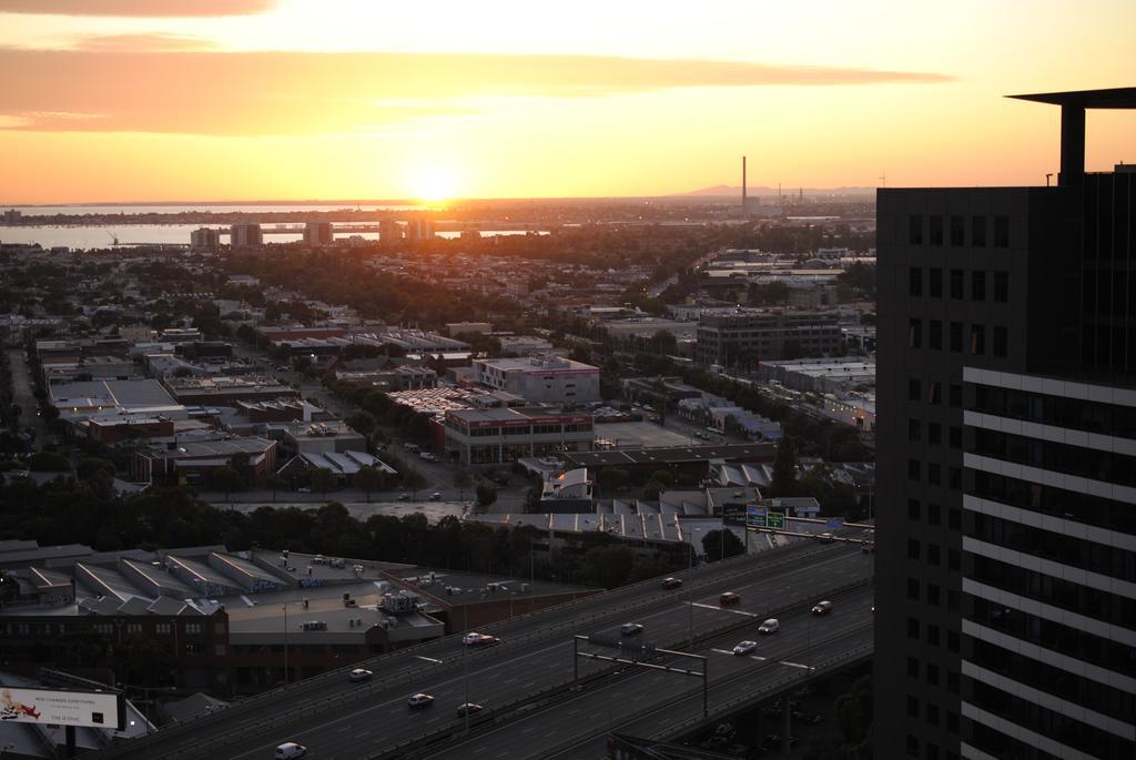 Serviced Apartments Melbourne - Platinum מלבורן מראה חיצוני תמונה