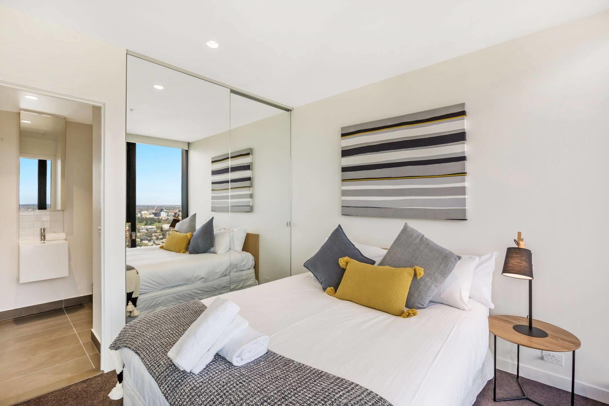 Serviced Apartments Melbourne - Platinum מלבורן מראה חיצוני תמונה
